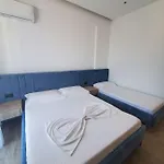 Отель Gl Ксамил