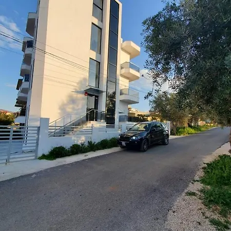 Gl Hotel Ksamil