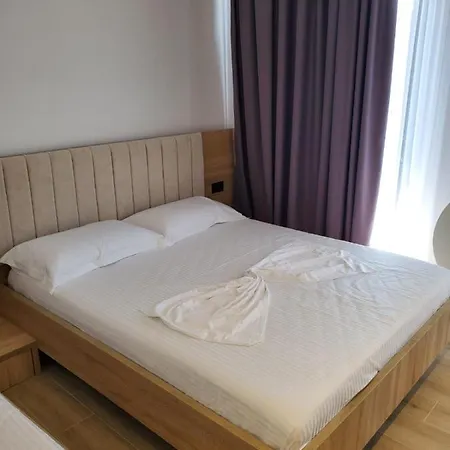 Gl Hotel *