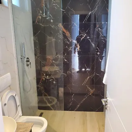 Hotel Gl Ksamil