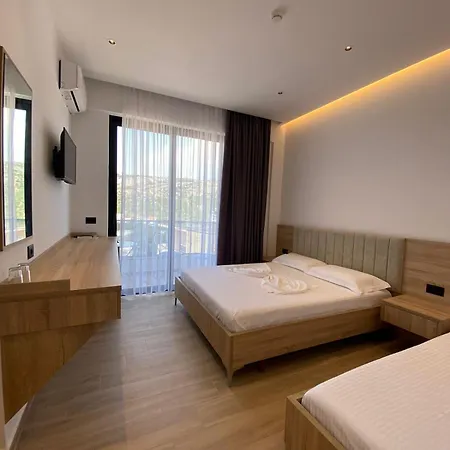 Gl Hotel *